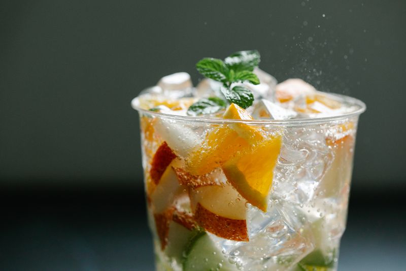 Italian sparkling lemonade with fresh mint